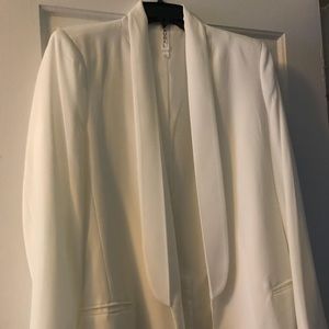 Lovely creamy tux-style boyfriend  blazer size L